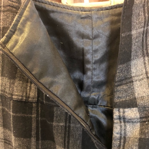 High-waisted pencil skirt - Picture 6 of 6